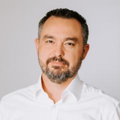 Headshot photo of Timothy Smith